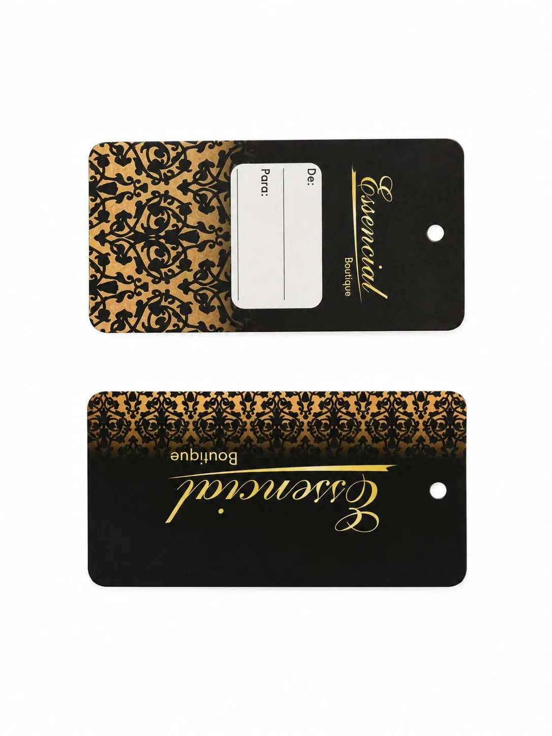 Tags personalizadas Essencial Boutique em preto e dourado, com tag de presente De/Para